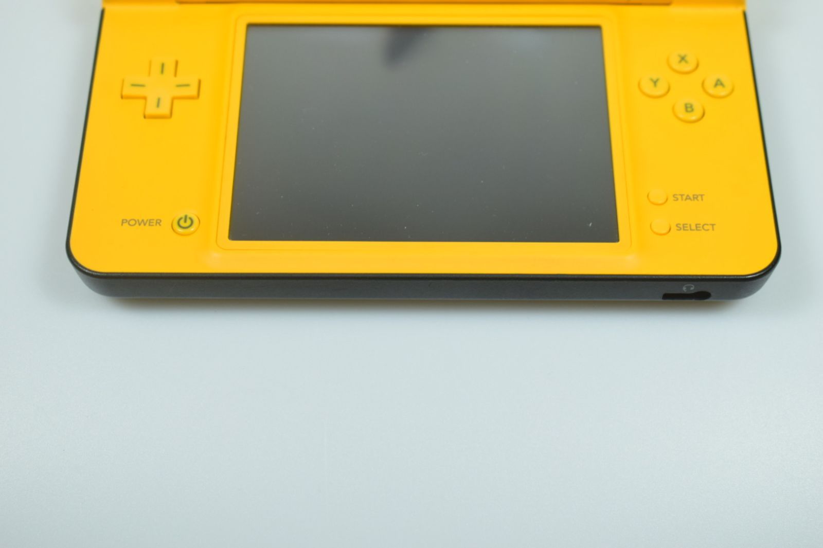 Nintendo ニンテンドー DSi LL イエロー ニンテンドー DSi LL イエロー