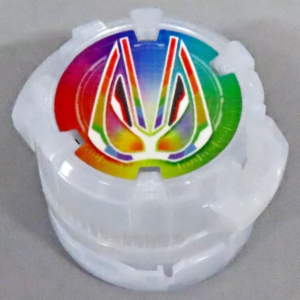 仮面ライダーギーツ』より、キャラクターの劇中台詞を収録した「DX仮面ライダーサウンドコアIDセット」2種が登場！別売りの「変身ベルト DXデザイアドライバー」とも連動可能！ | 電撃ホビーウェブ 現状)DXギーツワンネスサウンドコアID[240091367627]