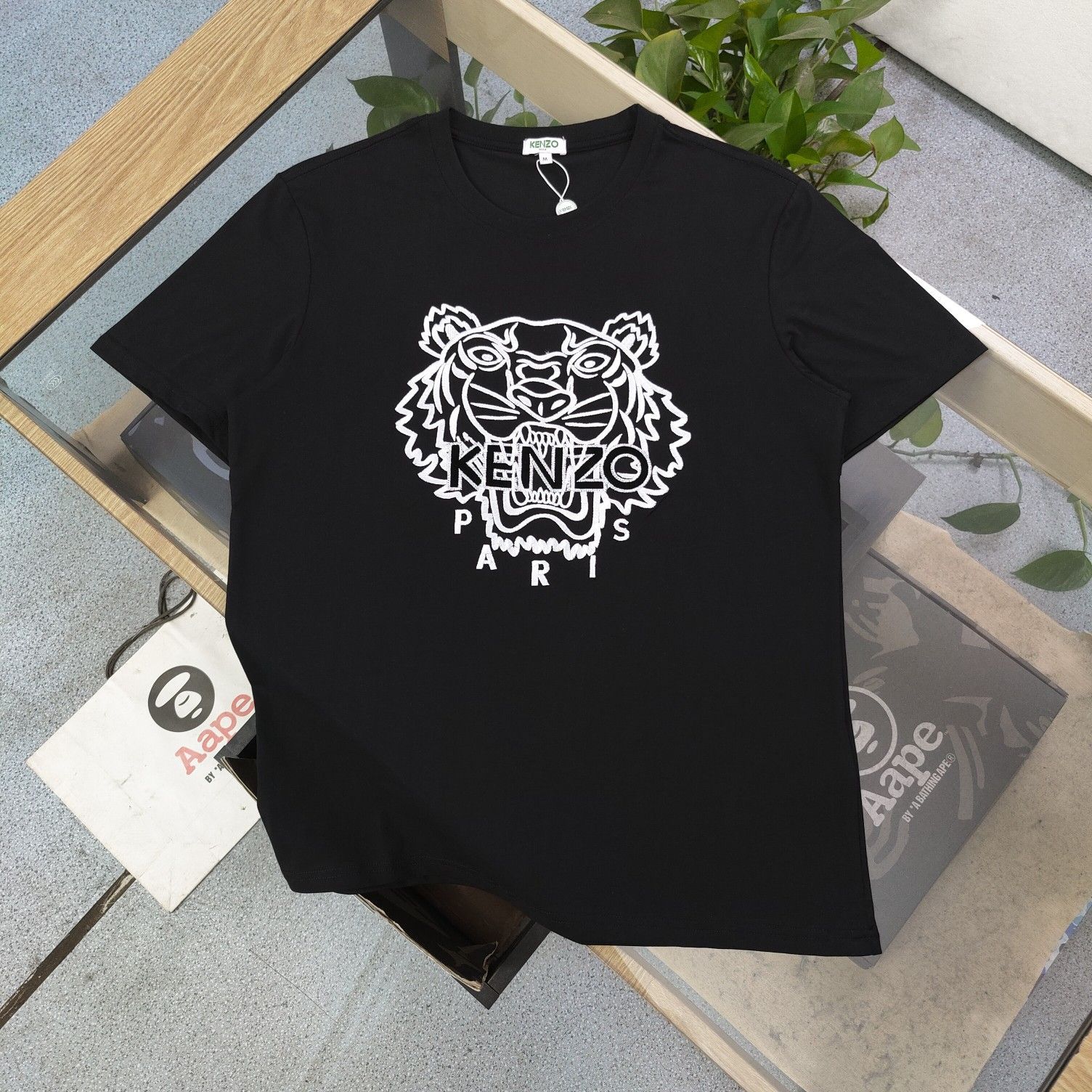 新品 KENZO 刺繍 T シャツ ブラック