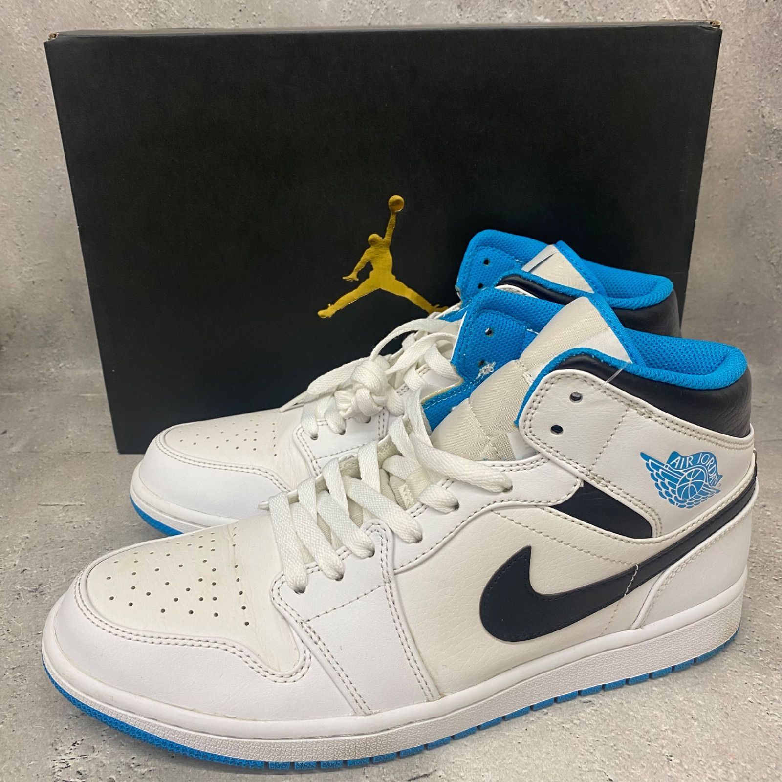 m*i様 【値下げ】 Air Jordan 1 ホワイト/ネイビー ハイカット2 Amazon | [ナイキ] エア ジョーダン 1 ミッド SE AIR JORDAN 1