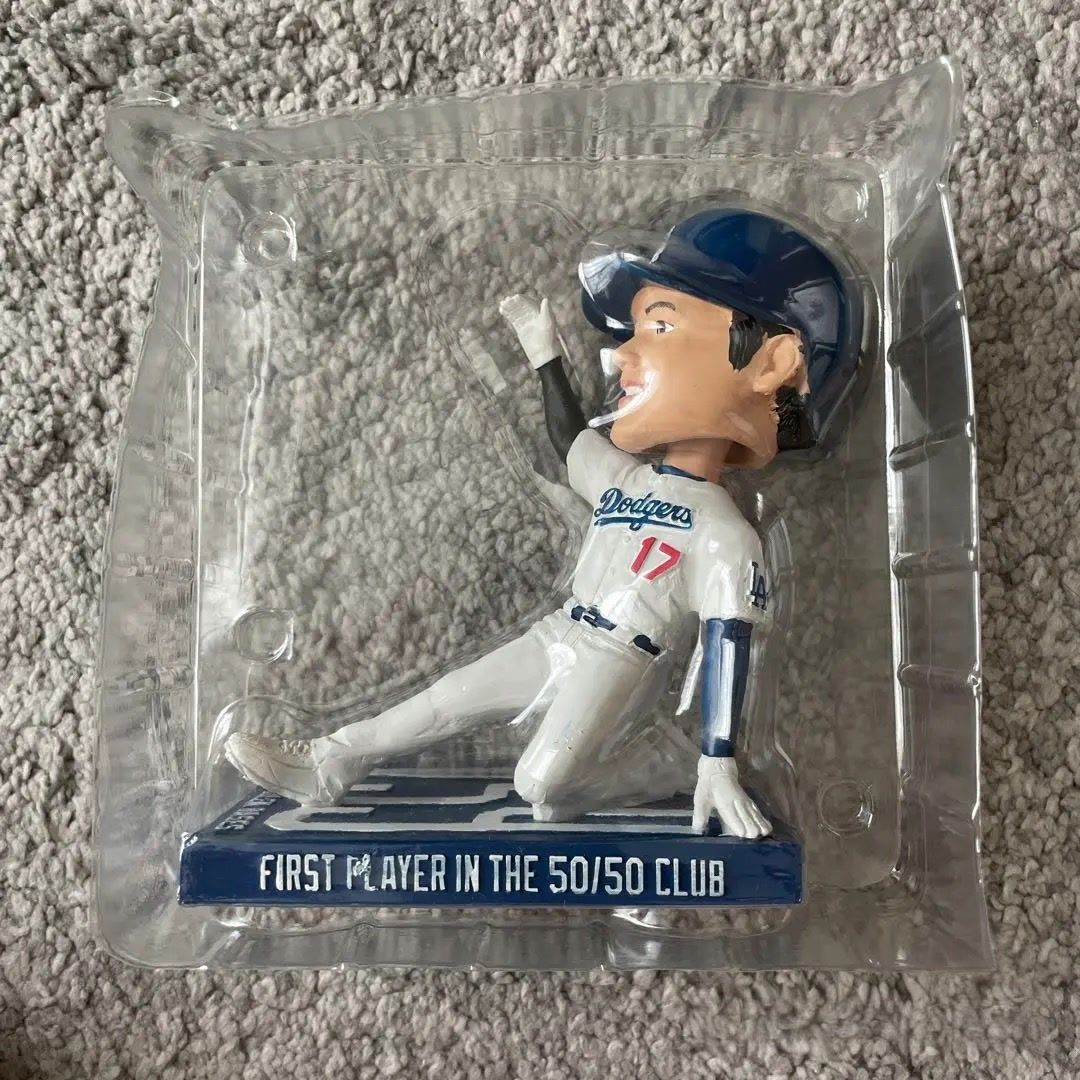 新品本物 大谷翔平 ボブルヘッド ドジャース 50/50 非売品 ドジャース 大谷翔平 50-50CLUB ボブルヘッド 9.5インチ – US