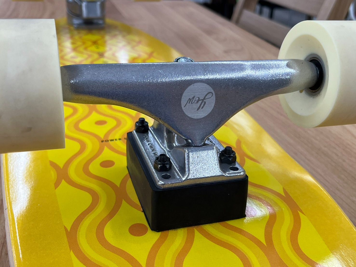 YOW サーフスケートボード サーフィン J-BAY 33 中古品 - メルカリ