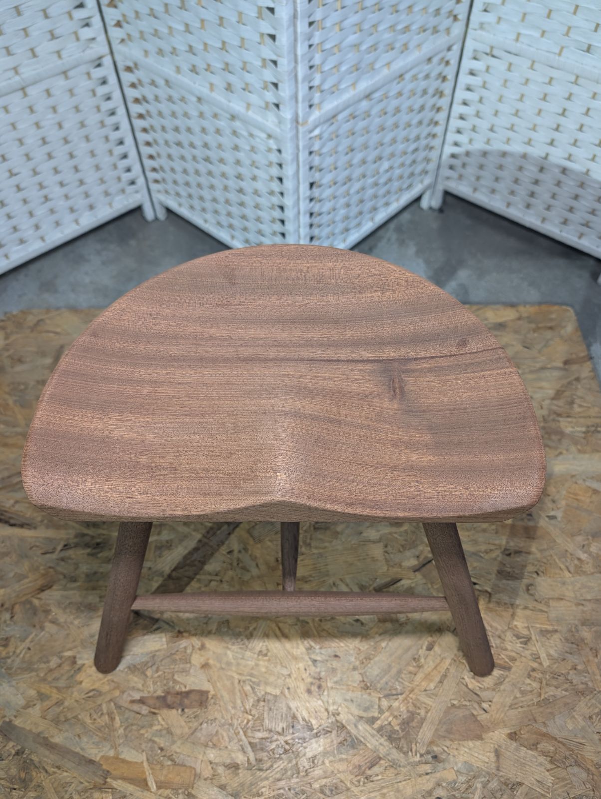 イロコウッド スツール