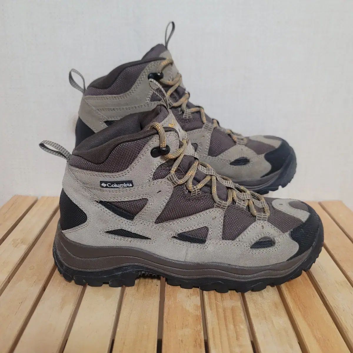 日本全国送料無料! Columbia コロンビア 登山靴 270 最大60％オフ。