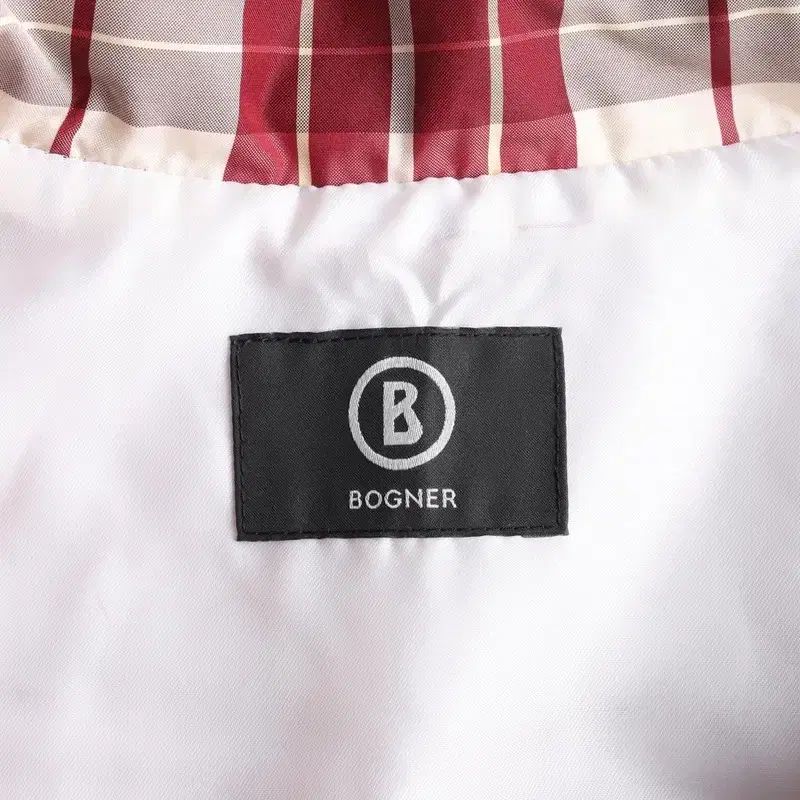BOGNERのダウンベスト BOGNER ボグナー 赤 ダウン ベスト ｜ レディース 95 - メルカリ