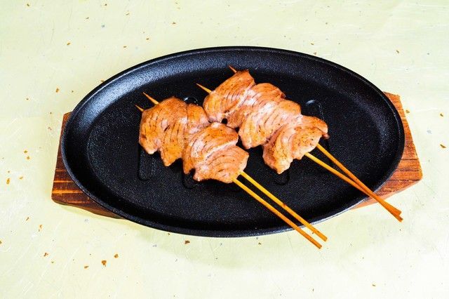 訳あり まぐろ 切り落とし用 １．５ｋｇ お刺身 ブツ お祝い  マグロ