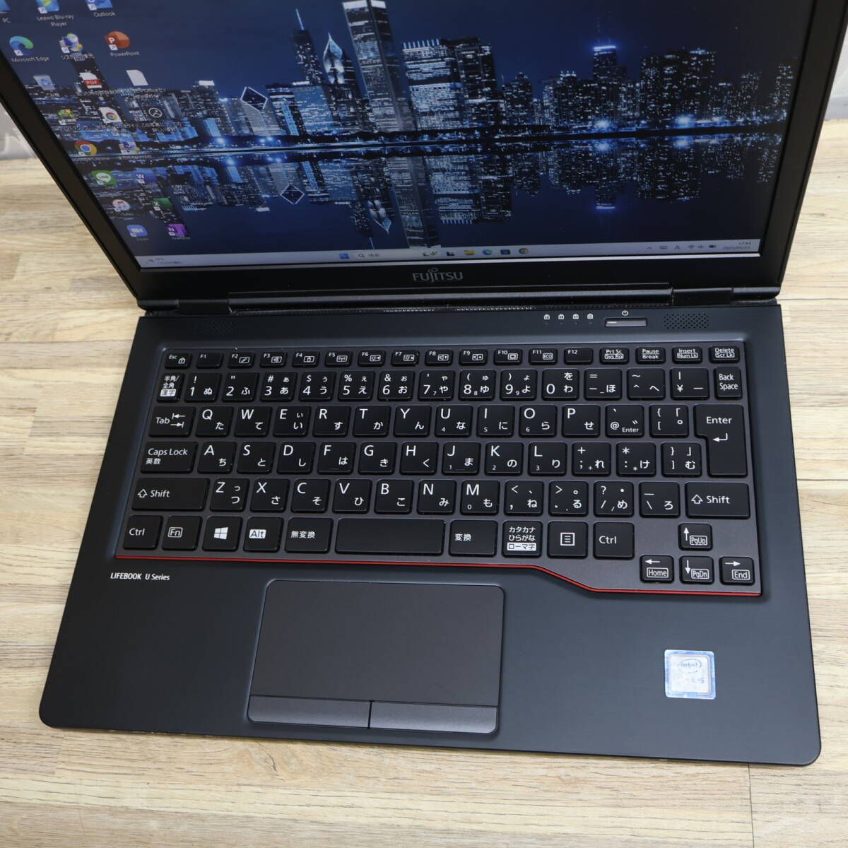 美品 SSD256GB メモリ16GB★U728/S カメラ ノートPC527 ☆超美品 高性能7世代i5！SSD256GB メモリ16GB☆U728/S Core i5-7300U