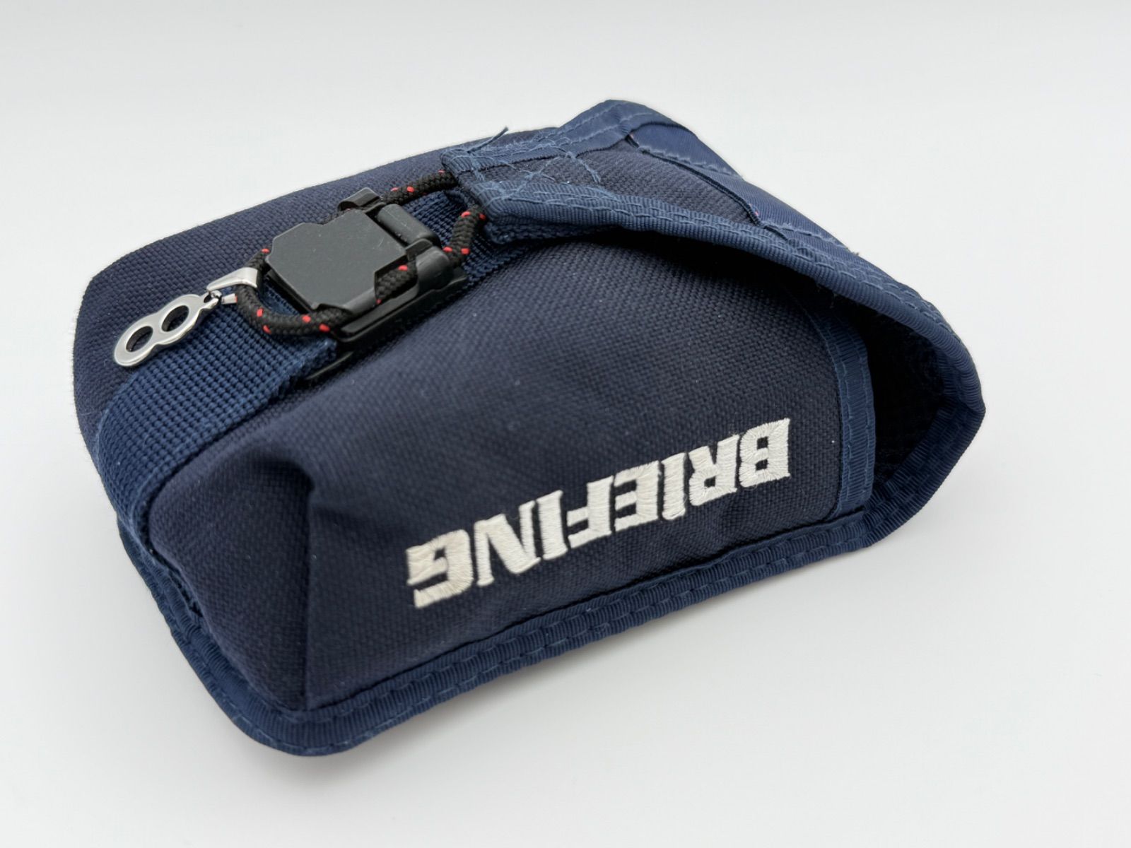 BRIEFING ブリーフィング スコープポーチ ネイビー SCOPE POUCH ゴルフレーザー距離計用ケース