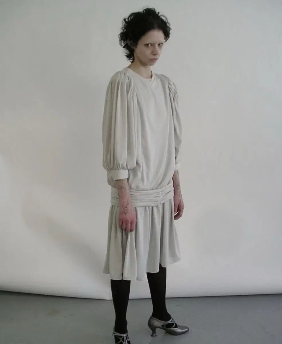 eonts イオンの Art Nouveau Dress sage ー green