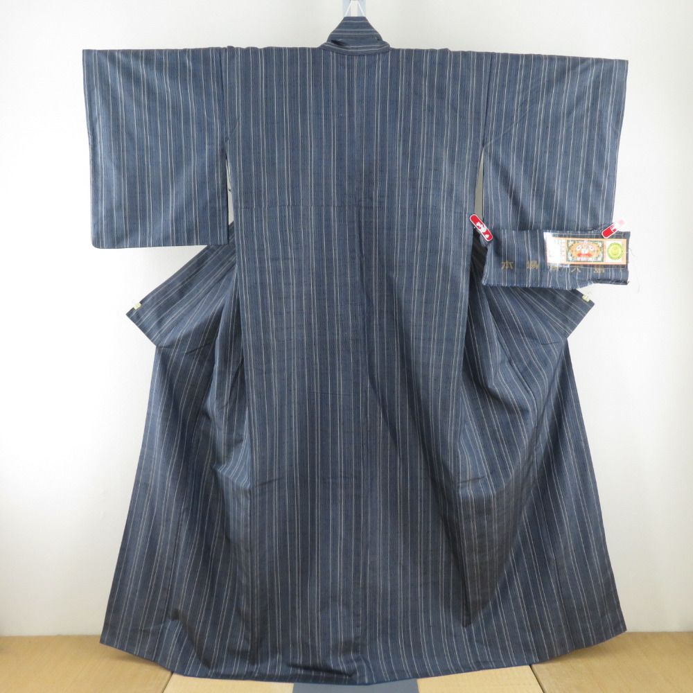 紬 着物 本場大島紬 証紙付 大島紬美幸謹製 袷着物 広衿 青紺色 縞柄 正絹 カジュアル着物 仕立て上がり 身丈161cm