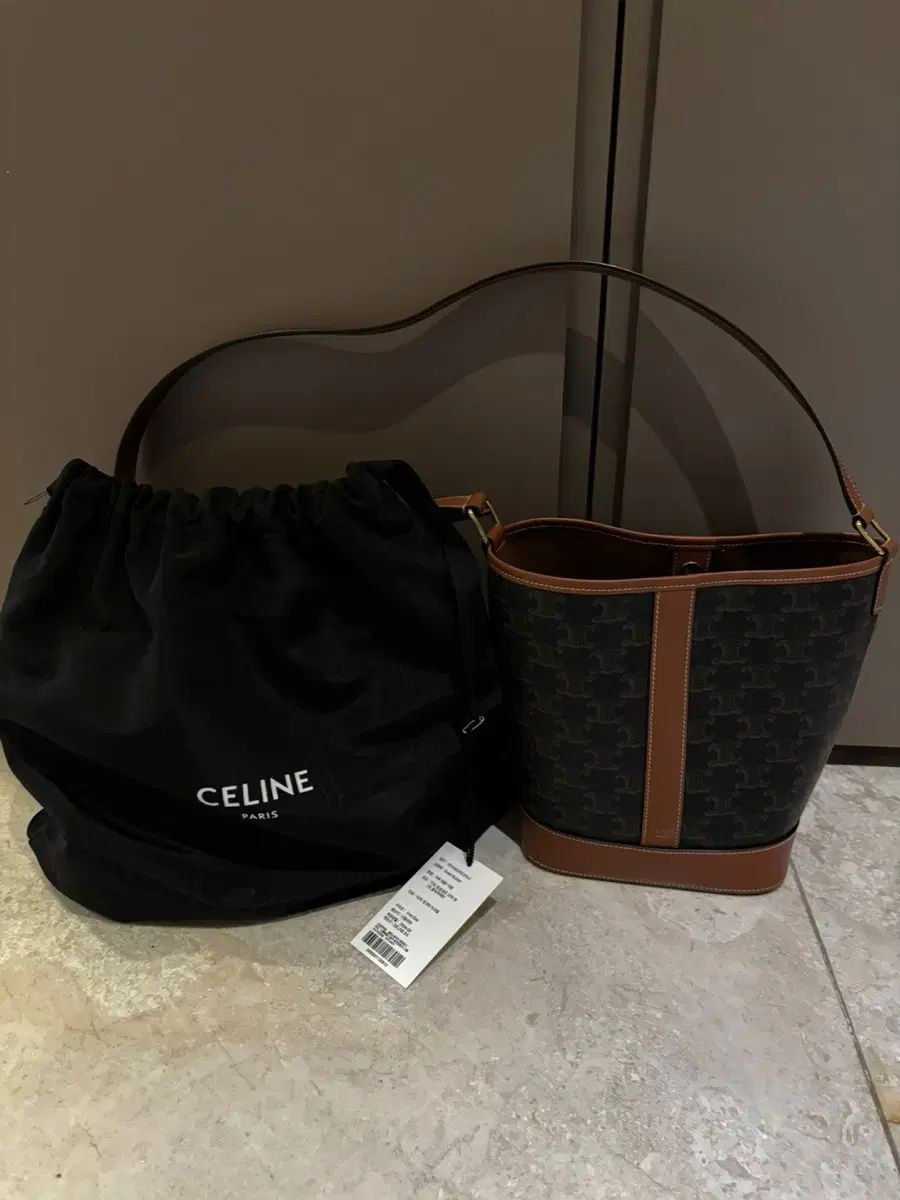 セリーヌ トリオンフェ バケットバッグ スモール
