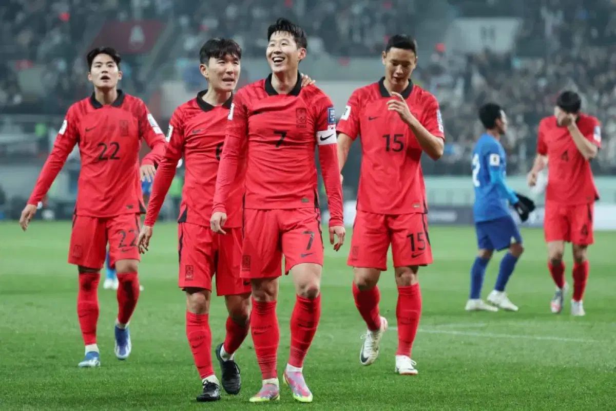 NIKE サッカー 韓国代表 リイシュー トラックパンツ L NIKE サッカー