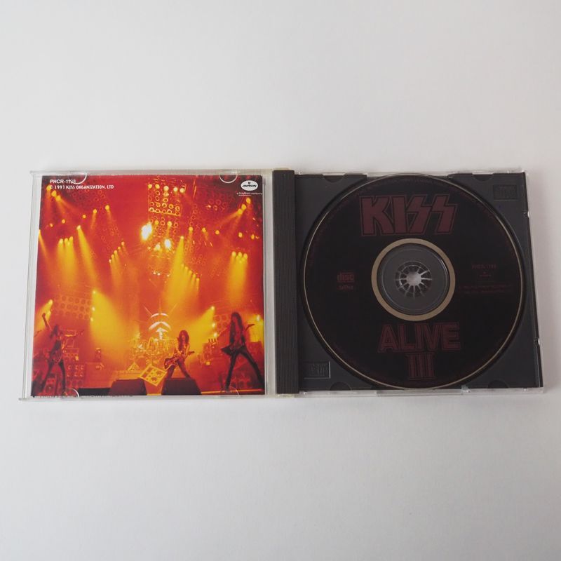 KISSアライヴBOX1975-2000　CD4枚組BOX（国内盤　廃盤？） KISSアライヴBOX1975-2000 CD4枚組BOX（国内盤 廃盤？） Amazon