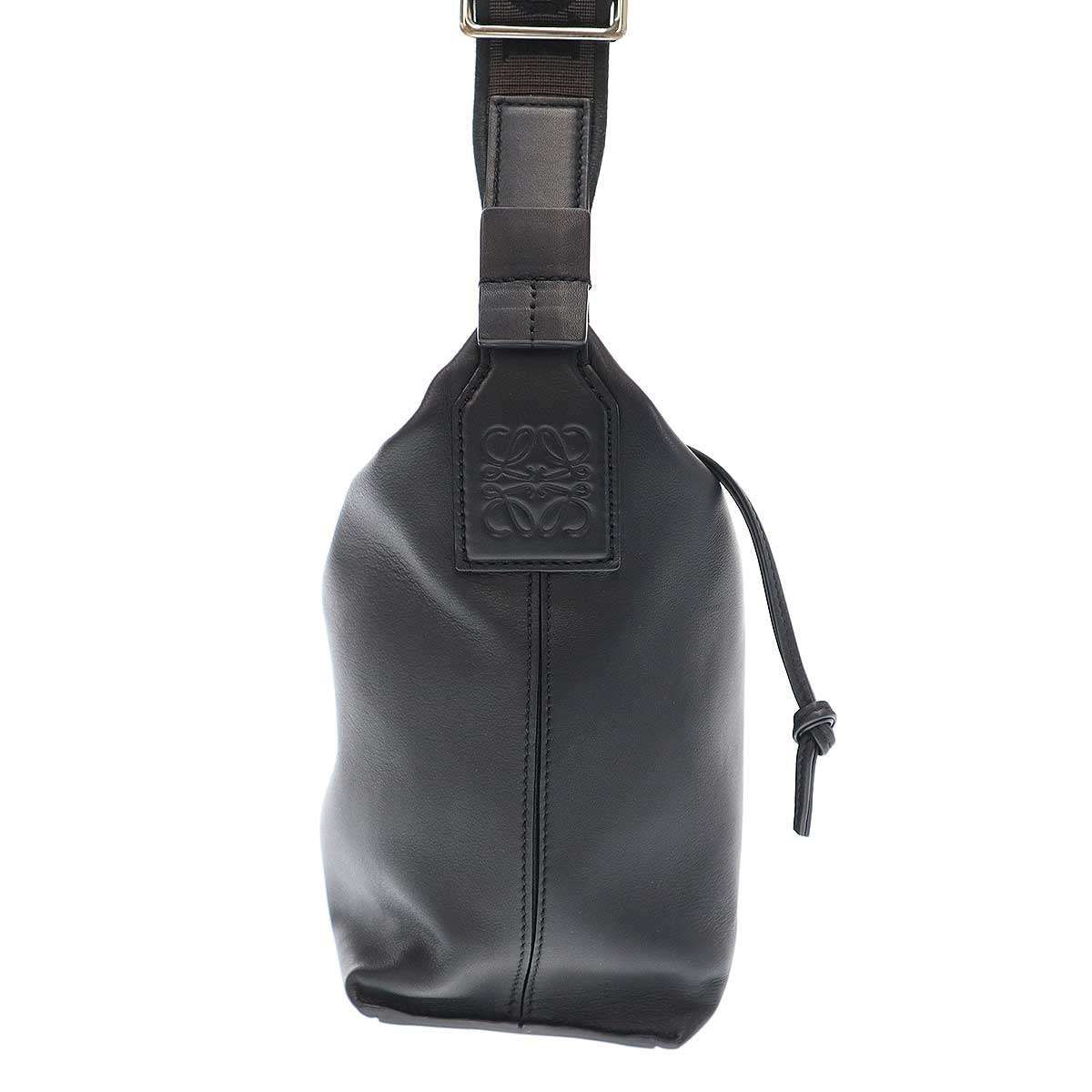 ロエベ キュービィ クロスボディバッグ スモール  B906Q63X04【Aランク】【中古】 LOEWE（ロエベ） ショルダーバッグ CUBI CROSSBODY SMALL クロスボディ