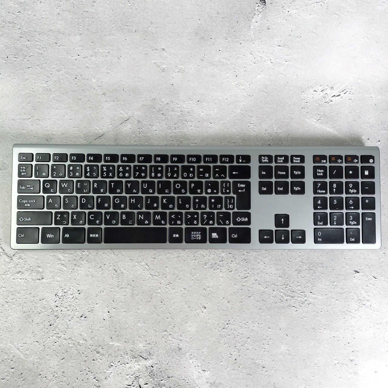 seenda ワイヤレスキーボード 2.4GHz 超薄 無線 充電式 静音 日本語