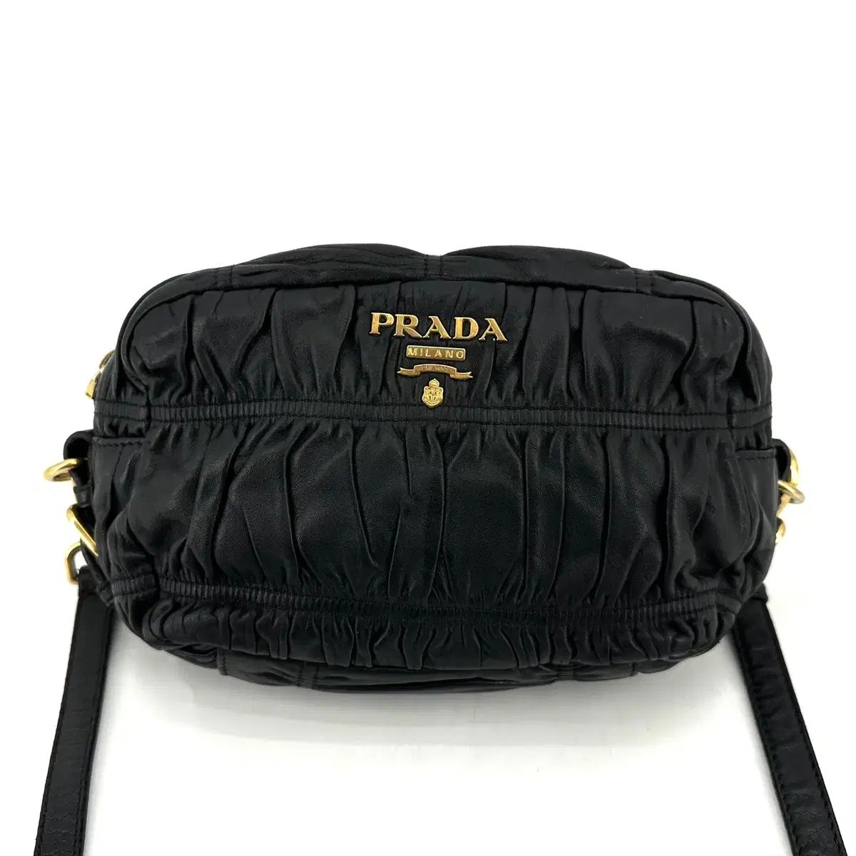 ✿ PRADA