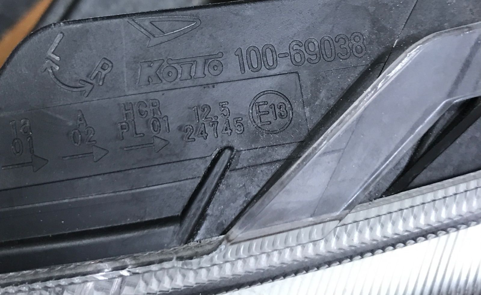 ムーヴキャンバス 左ヘッドライト LA800S-GB 81170-B2660 - メルカリ