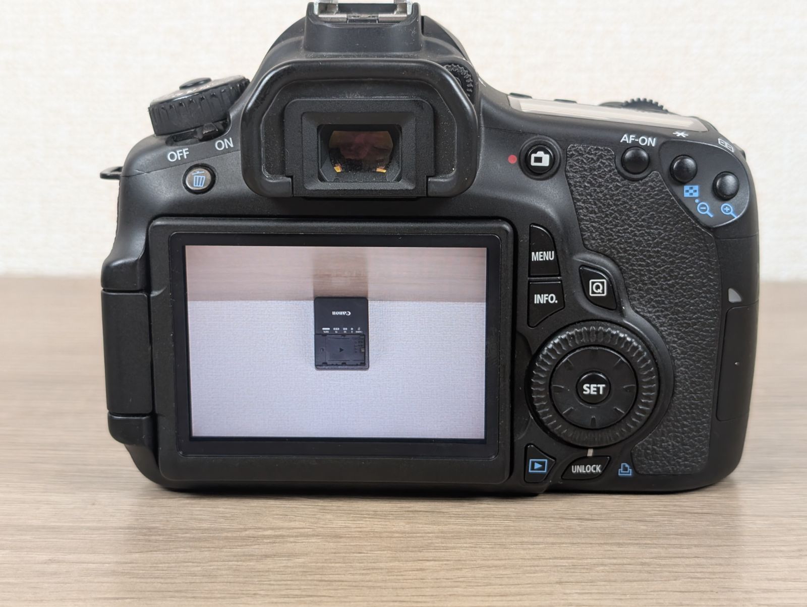 動作品・液晶不良・訳アリ】Canon EOS 60D 一眼レフカメラ ボディ 部品