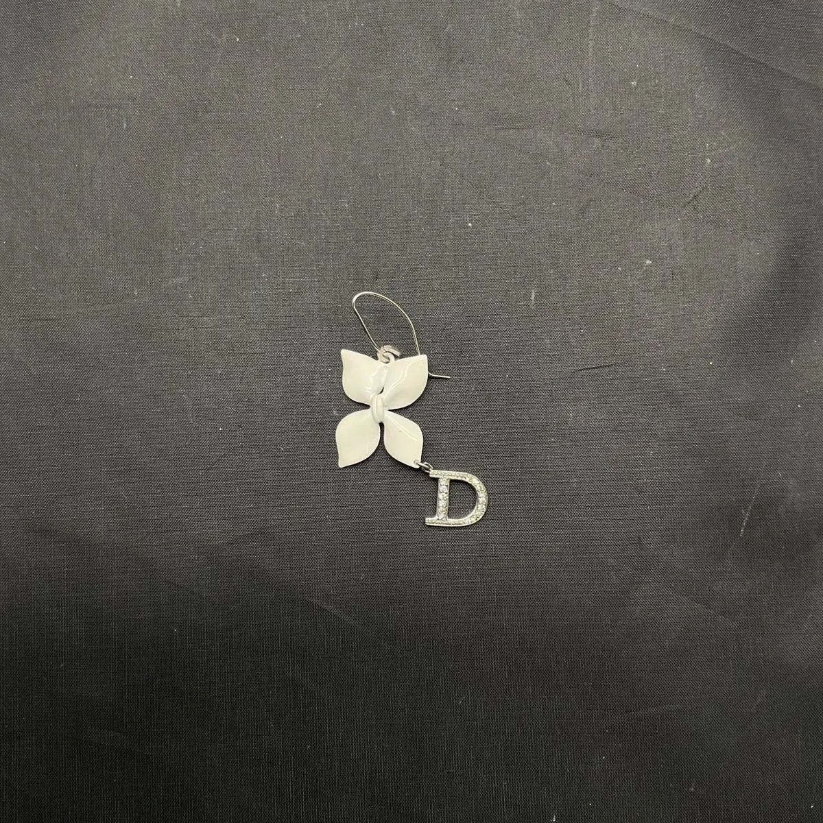 DIOR ピアス　（片方） Christian Dior / ディオール ロゴ パールデザイン スター