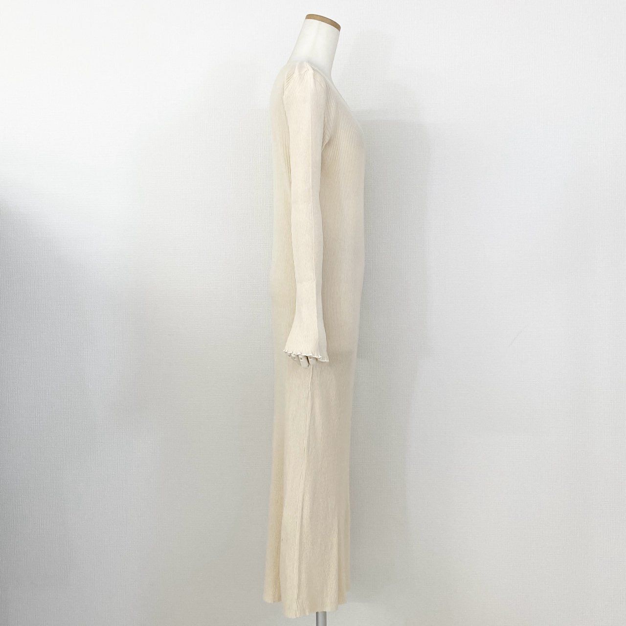 新品　定価19800円　エーピーストゥディオ　アールジュビリー　ワンピース 楽天市場】アールジュビリー ワンピースの通販