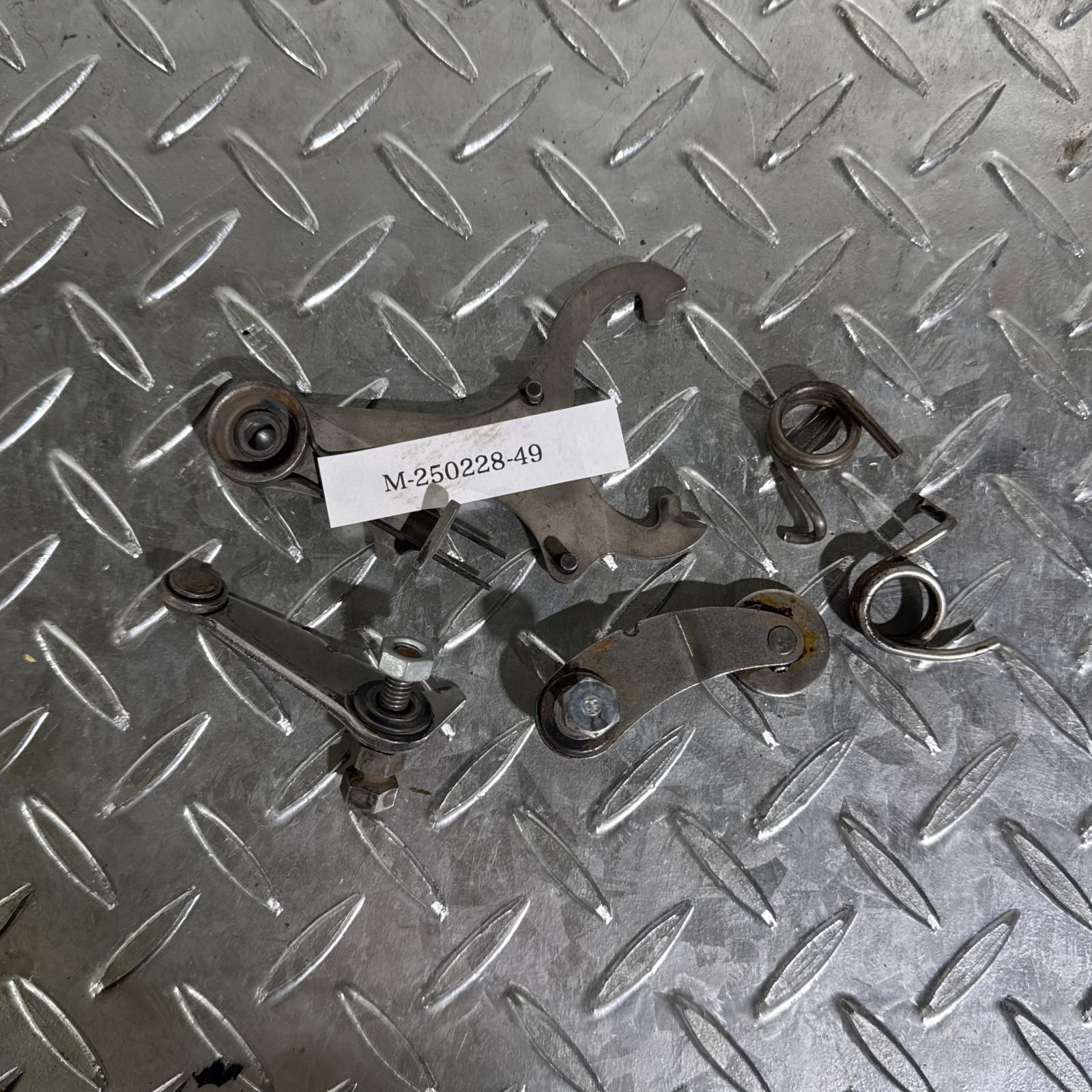 佐藤流司 アクスタ ブロビ 無 ② the brow beat アクスタ① ブロビ