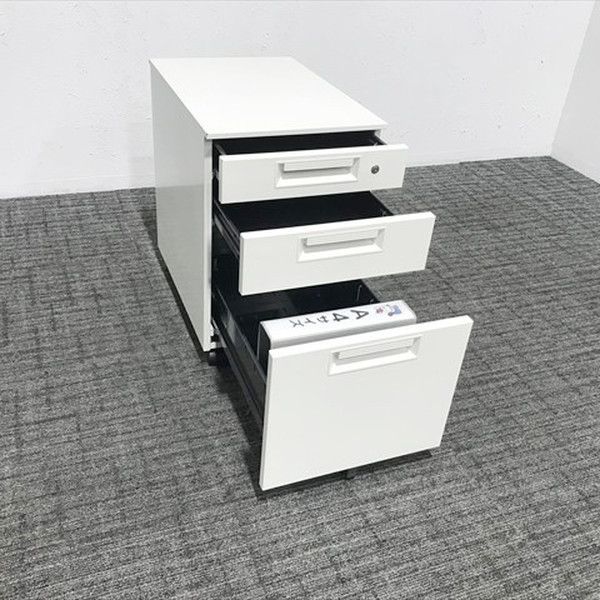 インサイドワゴン 3段