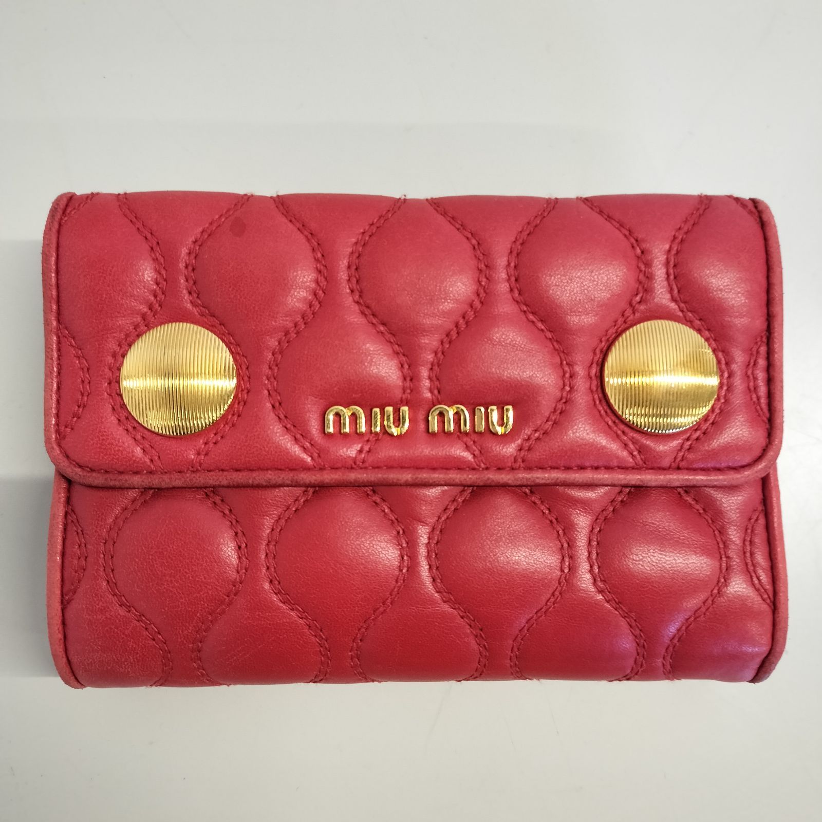 中古品】miumiu ミュウミュウ 三つ折り 財布 赤 レッド GI