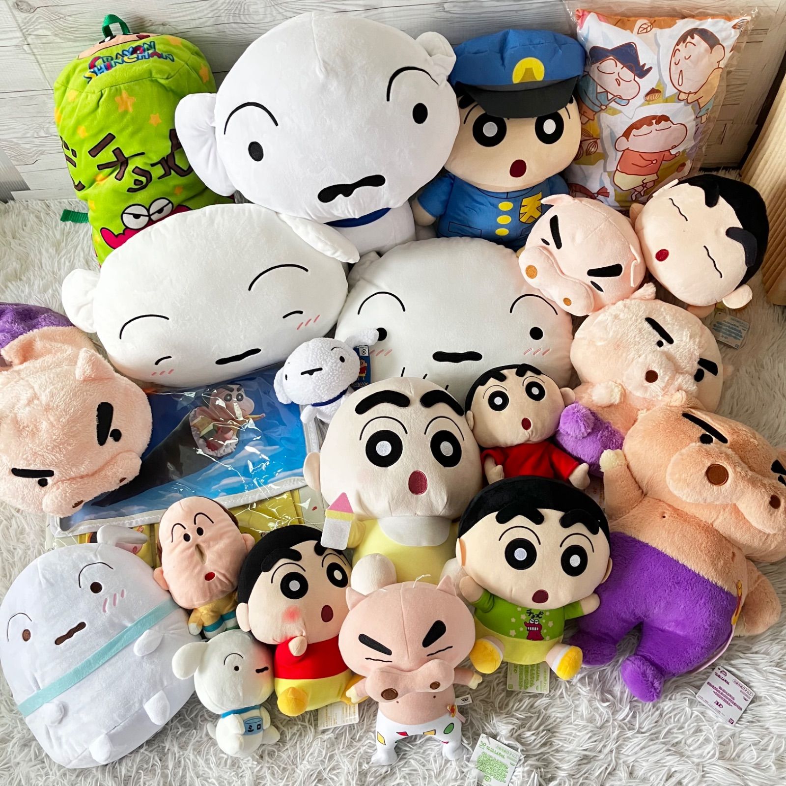 クレヨンしんちゃんまとめ売り　大量 クレヨンしんちゃん ぬいぐるみ 大量まとめ売り 21点セット タグ