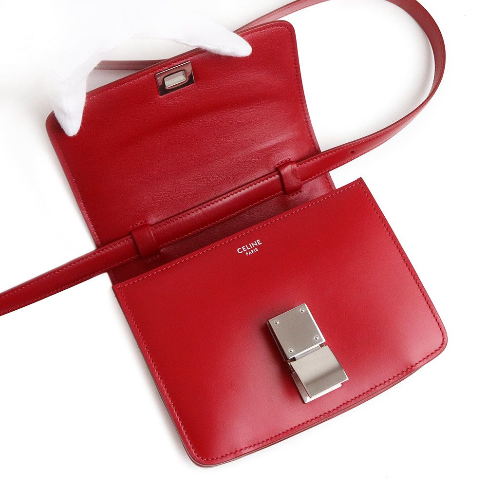 セリーヌ　ショルダーバッグ　レザー　トリオ　赤　レッド CELINE セリーヌ トリオラージ ショルダーバッグ レザー レッド