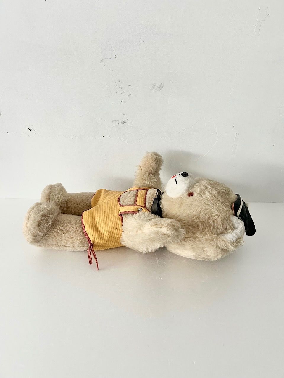 Germany Vintage】ぬいぐるみ ベア サロペット 帽子 - メルカリ