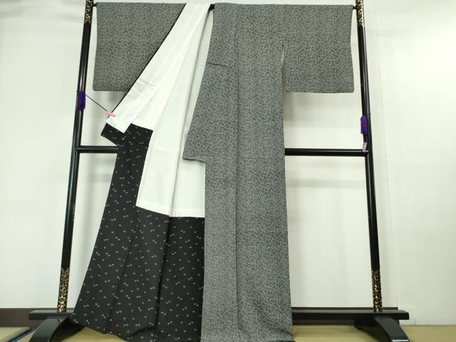 平和屋着物○希少 伊差川洋子 本場琉球紅型 小紋 蜻蛉 草花文 正絹  