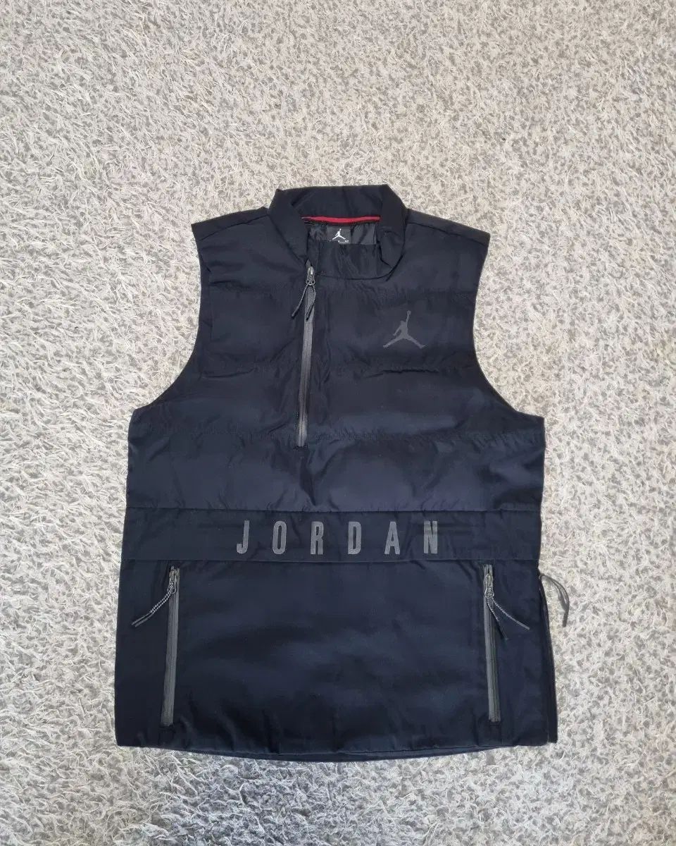 （ S ) ヨルダン テック ベスト