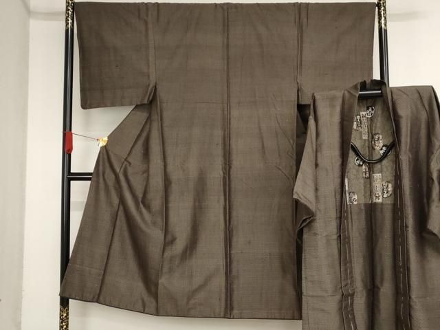 平和屋着物男性　紬　アンサンブル　抽象文　正絹　逸品　AAAL7361bw