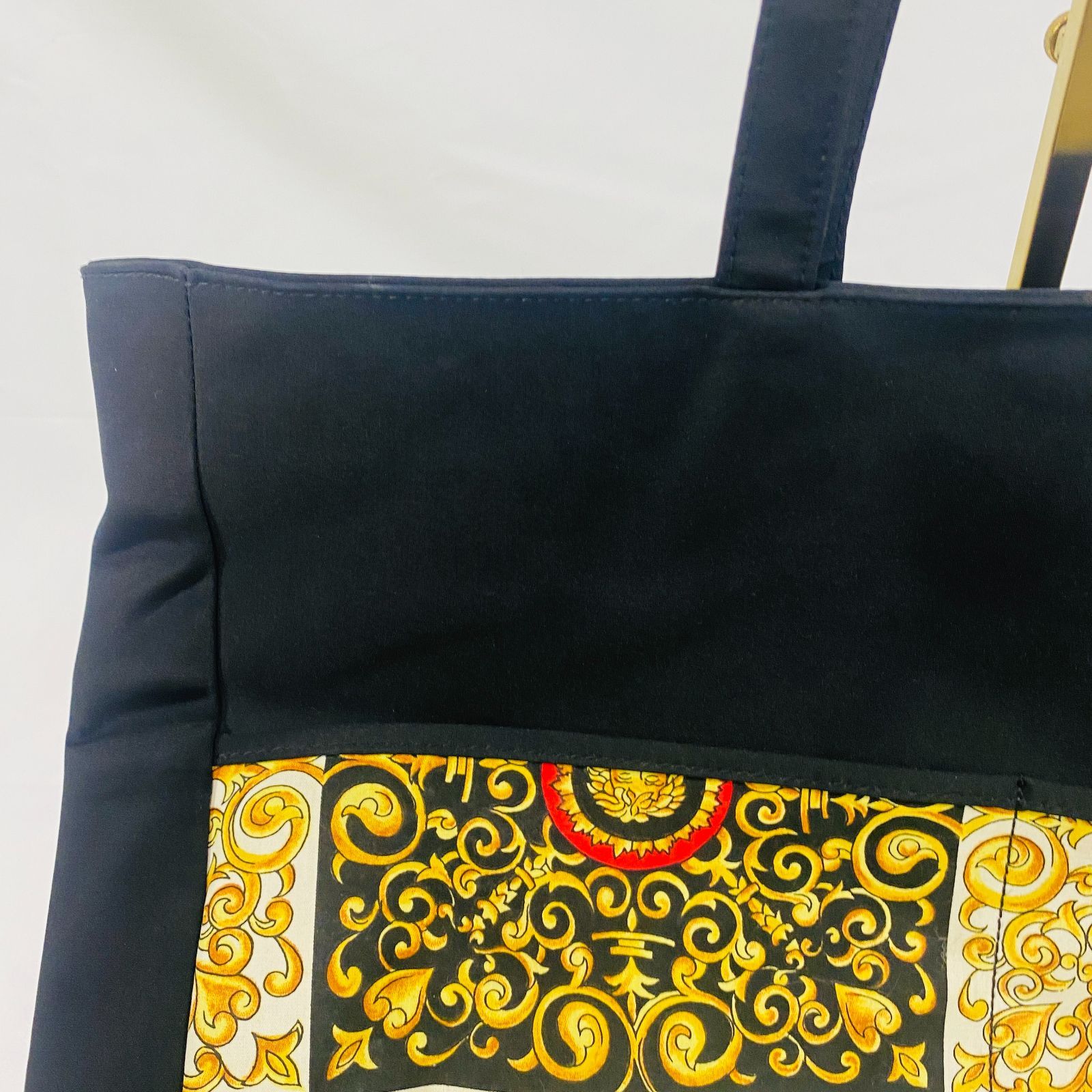 美品 VERSACE ヴェルサーチ 肩掛け トートバッグ メデューサ 鞄 トート 