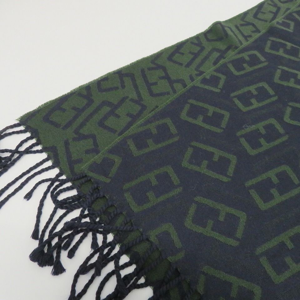 フェンディ　メンズ　マフラーと手袋 セット　ズッカ柄 フェンディ メンズ マフラーと手袋 セット ズッカ柄 FENDI フェンディ