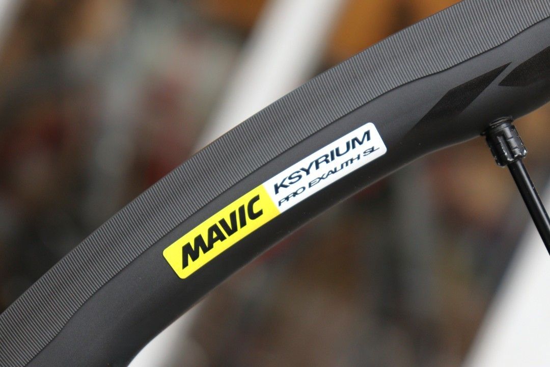 マヴィック MAVIC キシリウム プロ エグザリット KSYRIUM PRO