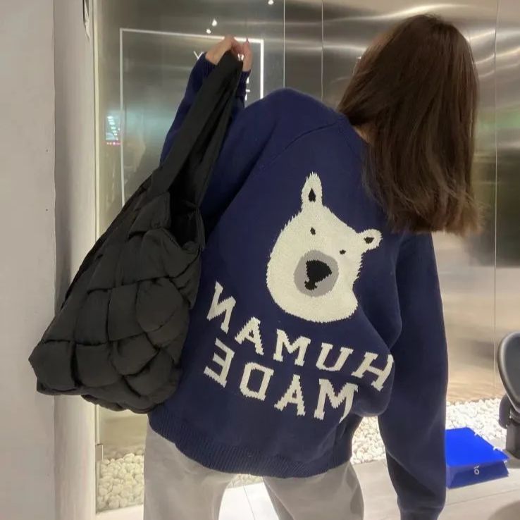 Human made 美しく ヒューマンメイド ニットセーター シロクマ ブルー m