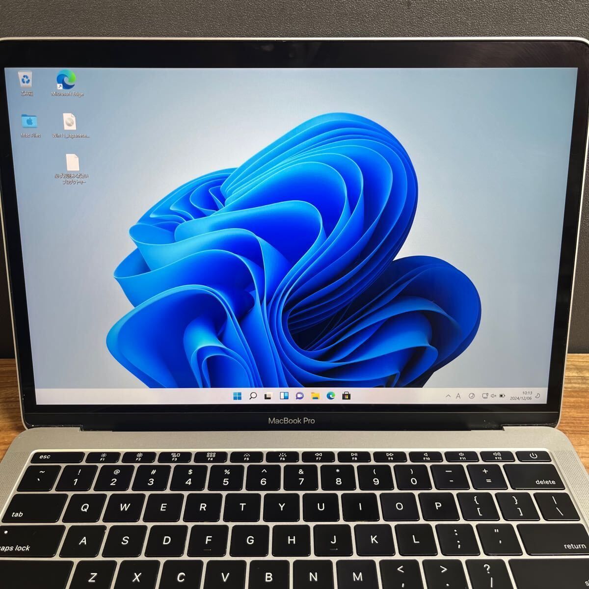 ［美品］Apple MacBook Pro 13inch 2017/259 Amazon.com: Apple MacBook Pro 13-inch 2.3GHz Core i5, 256GB