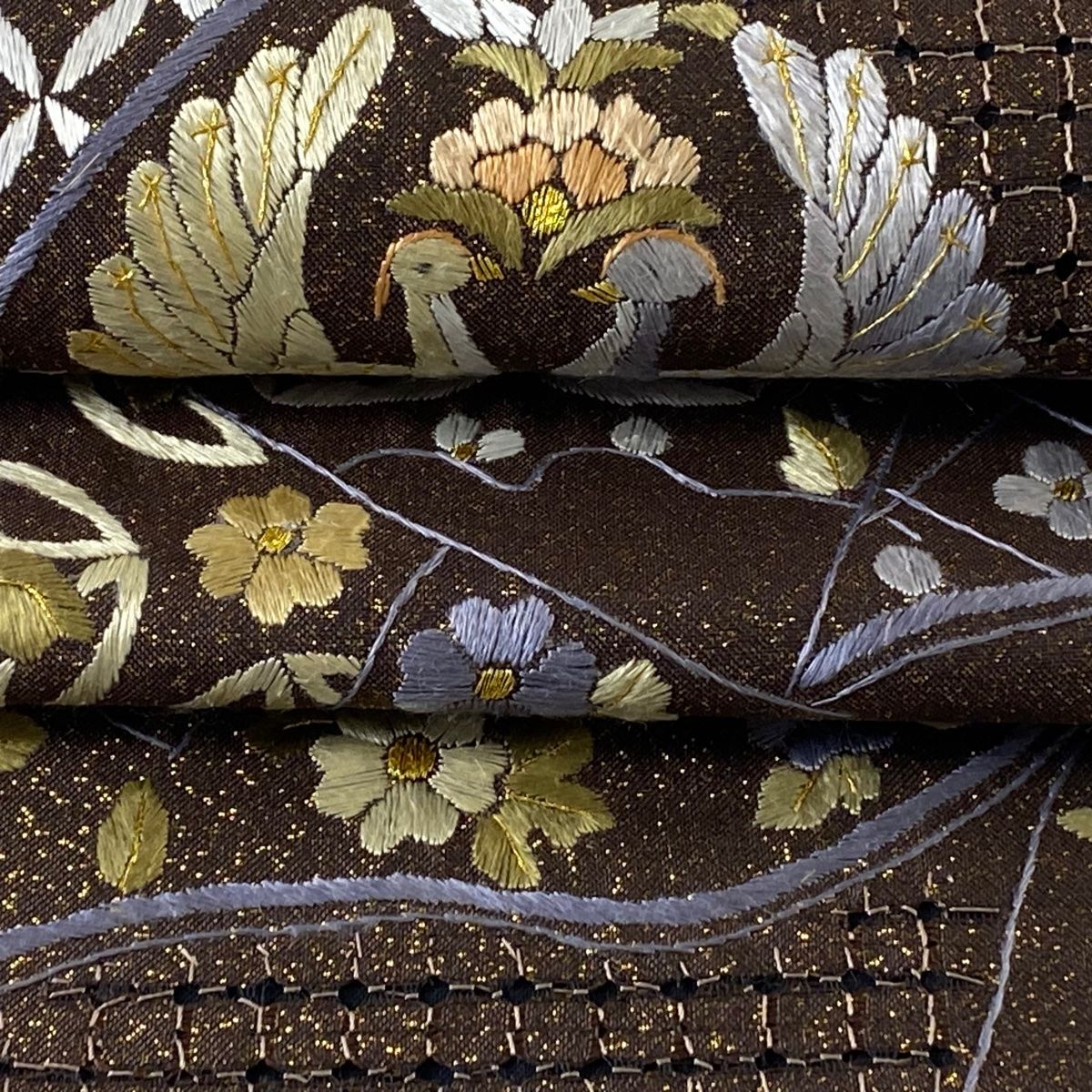 袋帯 逸品 華文 向かい鳥 刺繍 箔 焦茶色 六通 正絹 【中古