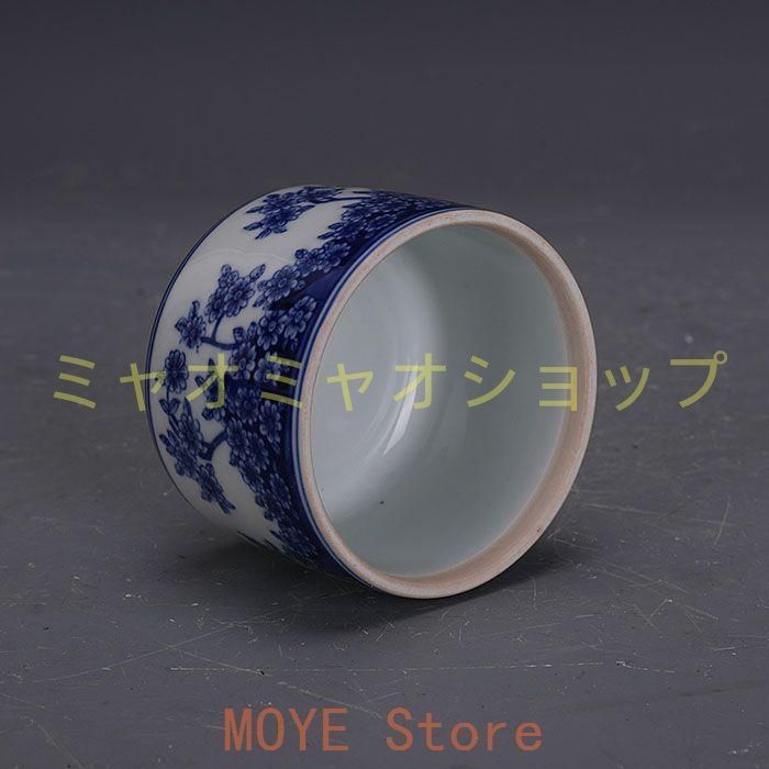 青花透かし彫り花鳥紋筒筒香炉 景徳鎮 陶磁器 装飾品 現代工芸品