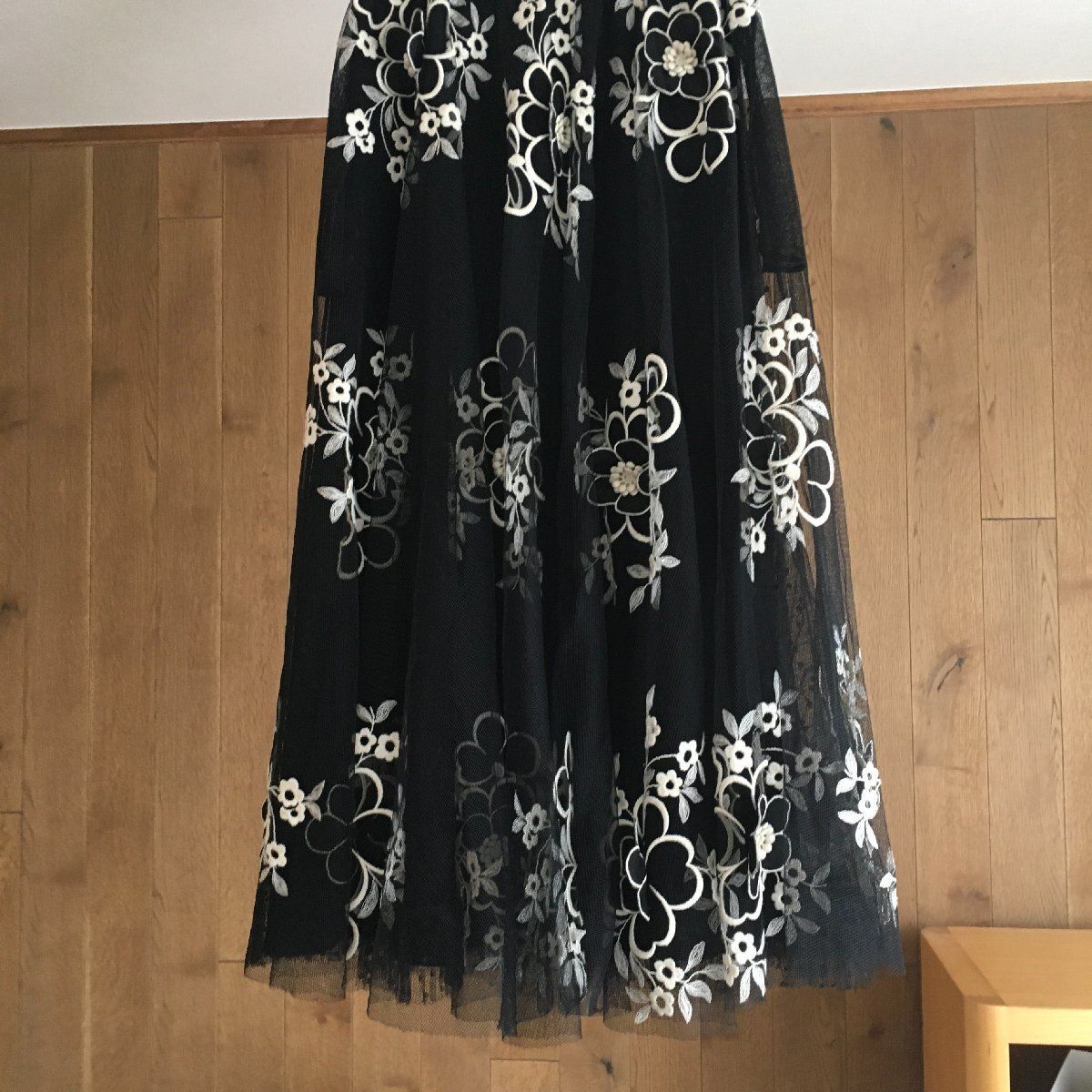 【未使用】レッドバレンティノ チュールスカート 36サイズ ブラック 極美品 RED VALENTINO レッドヴァレンティノ フラワー チュール