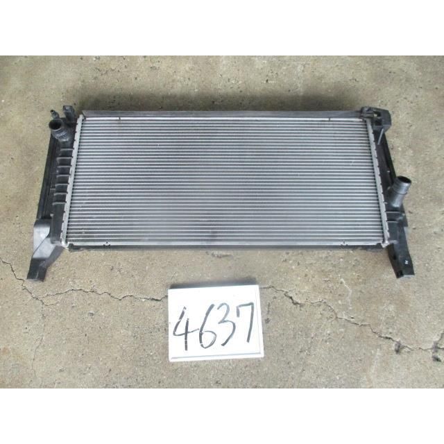 2015年 BMW 218d F45 LDA-2C20 ラジエーター 17117617630 194680 4637