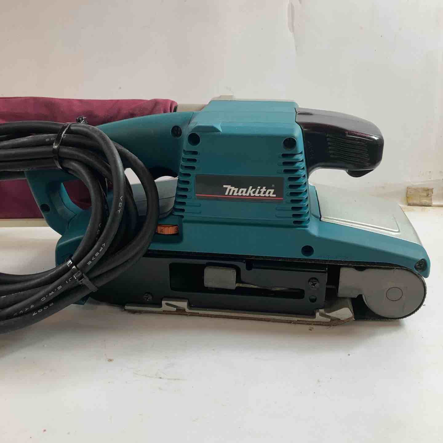 マキタ makita ベルトサンダ 9404 川崎店