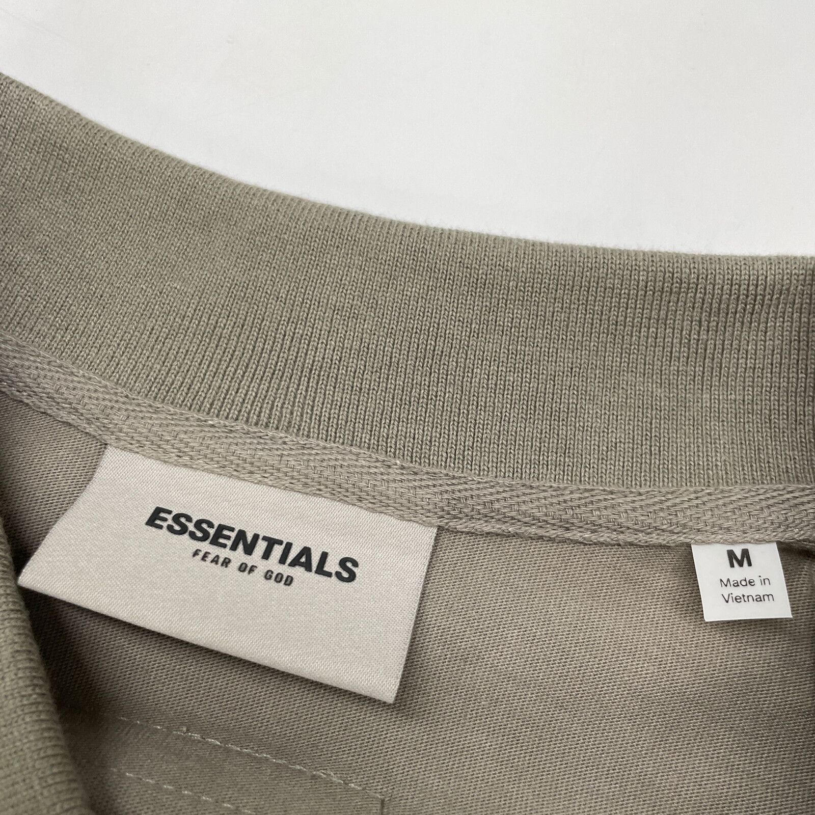 FOG ESSENTIALS エフオージーエッセンシャルズ FEAR OF GOD