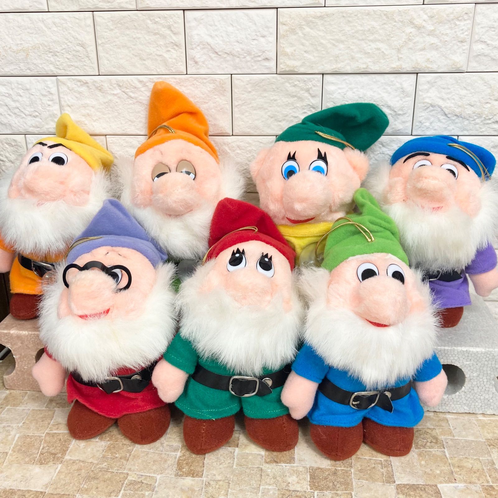 【レア】ディズニー 白雪姫 七人の小人ぬいぐるみセット Disney - ニッセキ 白雪姫 7人の小人 ぬいぐるみ 日石 非売品の