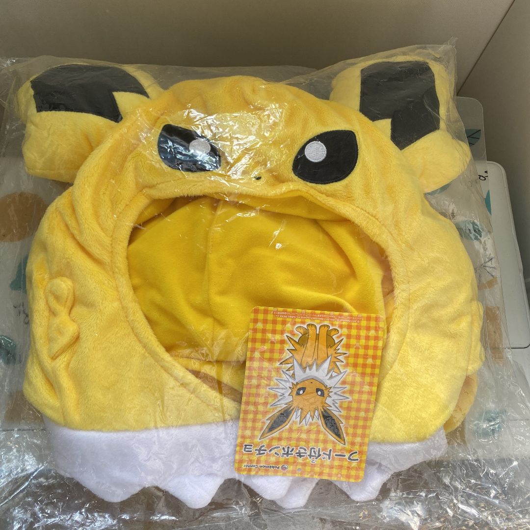 未開封 未使用 タグ付き ポケモン サンダース ぬいぐるみ ポンチョ セット ポケモン サンダース フード付きポンチョ - メルカリ