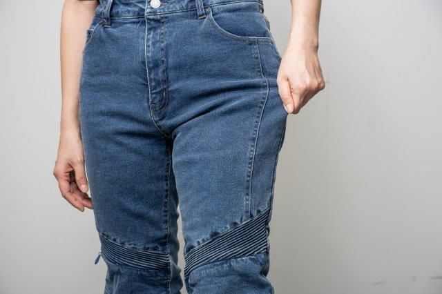 ウォームストレッチパンツ ブラックデニム Sサイズ ROP72 節約 ロッソ