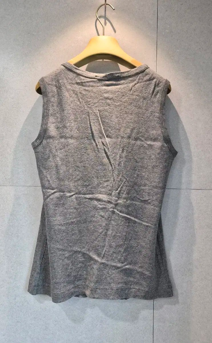 ブランド Dolce-Gabbana ドルチェ＆ガッバーナ レディース トップス ノースリーブ Tシャツ 本物 バッグ|グッチ||ディオール|財布