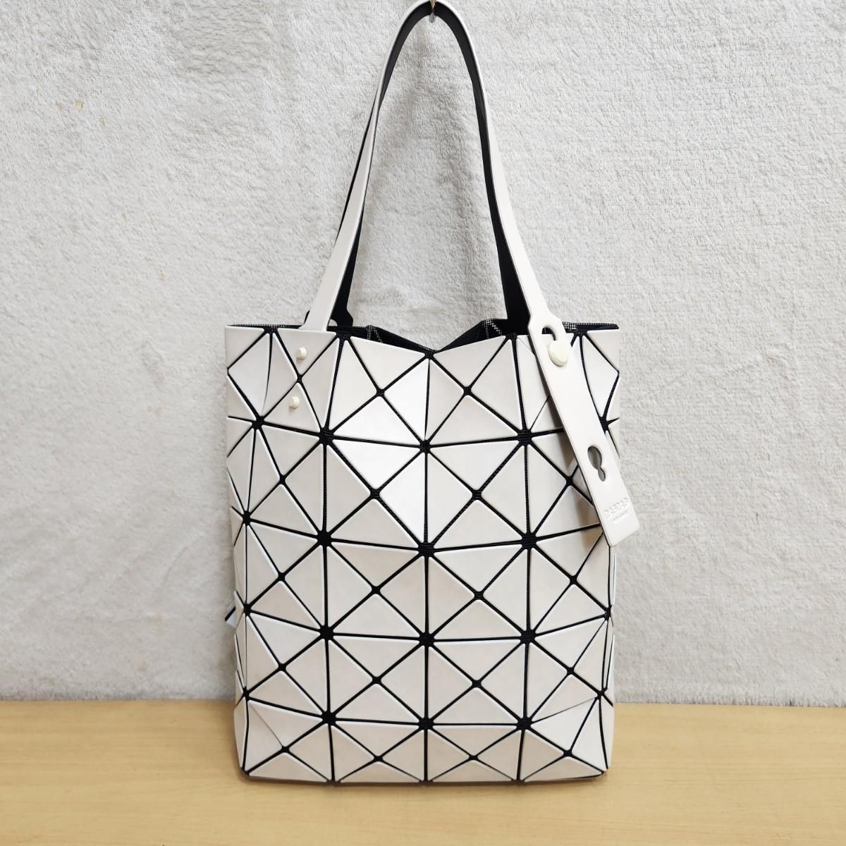 雷市場（ポンジャン）商品韓国直送】正規品 BAO BAO ISSEY MIYAKE