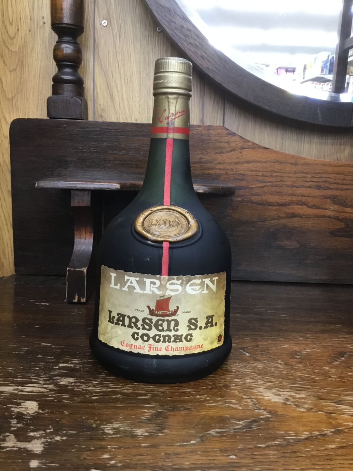 ラーセン エクストラ 700ml ブランデー コニャック 古酒 - メルカリ